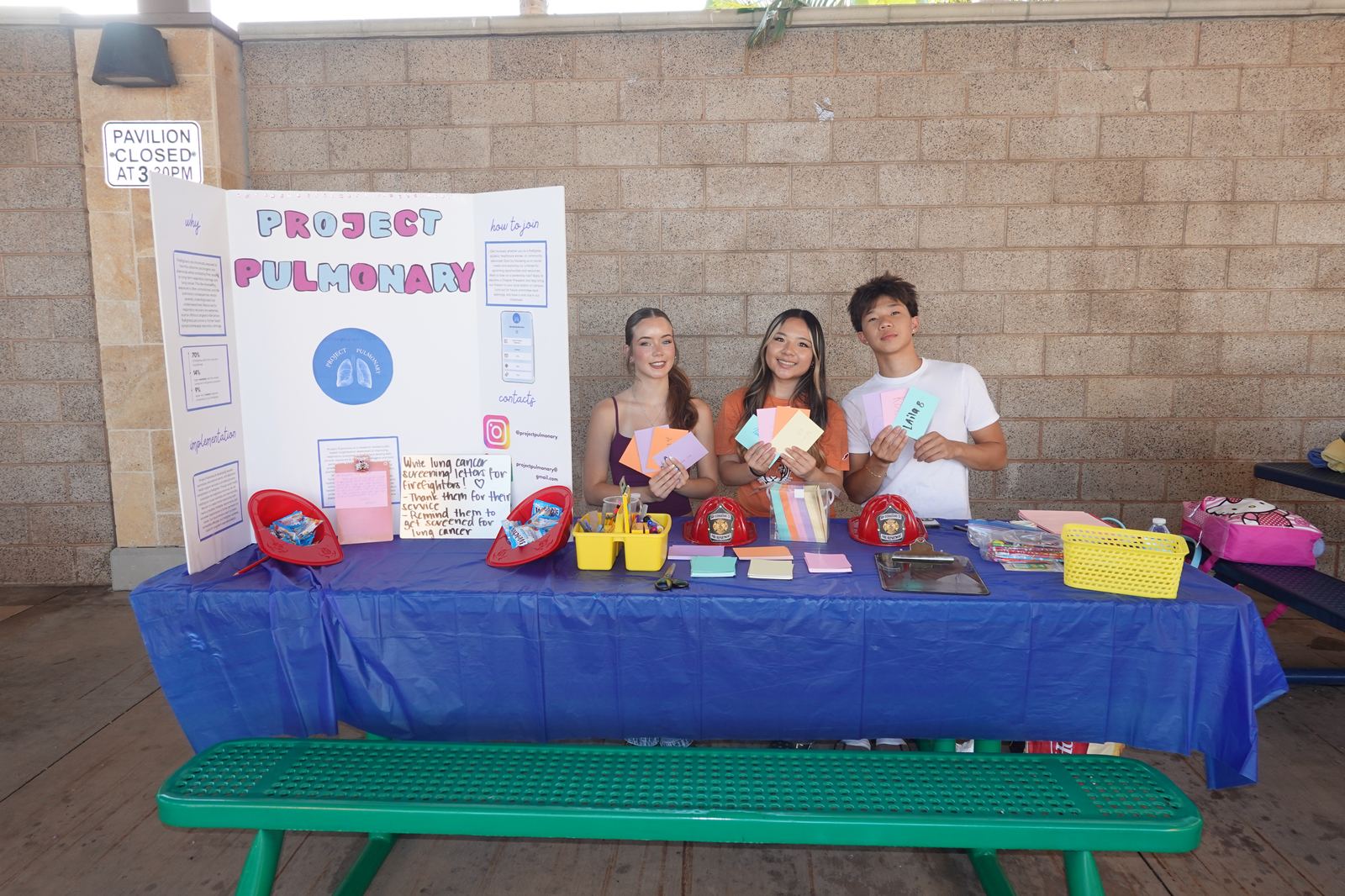 Project Pulmonary students tabling at a community outreach event